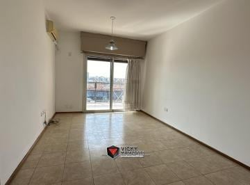 Departamento · 44m² · 3 Ambientes · Balcon Amplio - 3 Piso Frente Seguridad 24 Hs