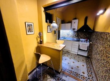 PH · 62m² · 3 Ambientes · PH en Venta, 2 Dorm. en San Telmo