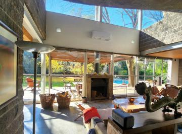 Casa · 290m² · 6 Ambientes · 2 Cocheras · Casa en Alquiler en El Golf Club Argentino