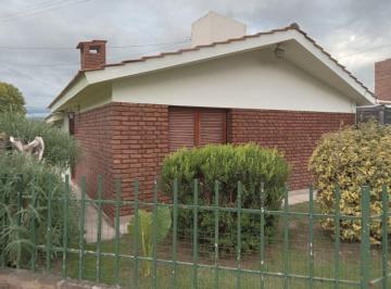 Casa de 5 ambientes, Villa Carlos Paz · Casa en Venta Barrio Las Malvinas!