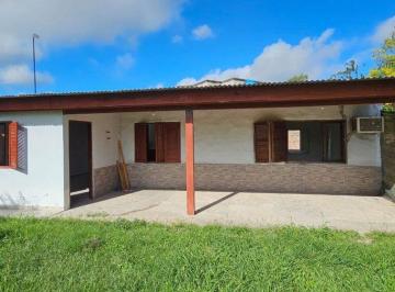 Casa · 80m² · 4 Ambientes · Se Alquila Casa en Barrio Lorenzon