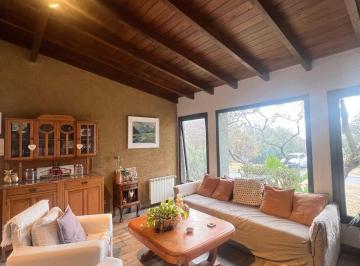 Casa · 416m² · 6 Ambientes · 2 Cocheras · Casa 3 Dor C/ Patio y Pileta - La Rufina