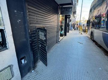 Local comercial · 60m² · Local en Alquiler en Flores, Capital Federal, Buenos Aires