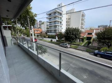 Departamento · 145m² · 4 Ambientes · 1 Cochera · Departamento en Guemes