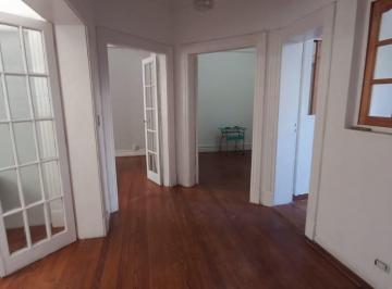 Local comercial · 70m² · 4 Ambientes · Alquiler PH en Caballito 4 Ambientes con Patio