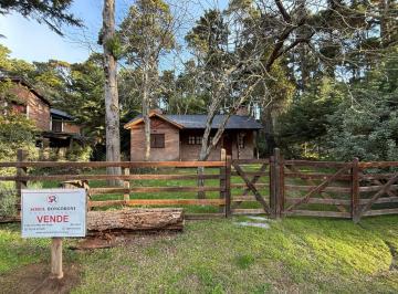 Casa de 3 ambientes, Mar Azul · Casa en Venta en Mar Azul – Chalet con Jardín a 500 m del Mar