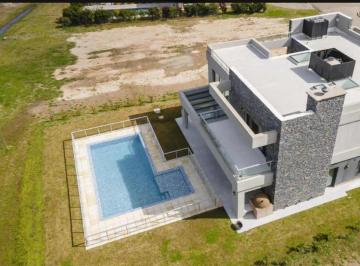 Casa de 6 ambientes, Ezeiza · Casa en Venta en La Providencia Resort & Country Club