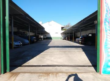 Garage · 300m² · Cochera - San Juan
