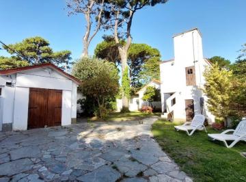 Departamento · 150m² · Departamento - Venta - Villa Gesell - 4 Unidades en Block
