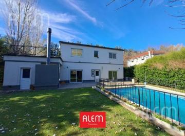 Casa · 300m² · 5 Ambientes · 2 Cocheras · Casa en Venta y Alquiler en Canning | Solar del Bosque