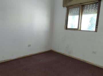 Departamento de 1 ambiente, Marcos Paz · Departamento a Refaccionar en Venta en Centro de Marcos Paz