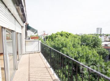 Departamento · 56m² · 3 Ambientes · 3 Amb, Al Frente, Balcón, Muy Luminoso.