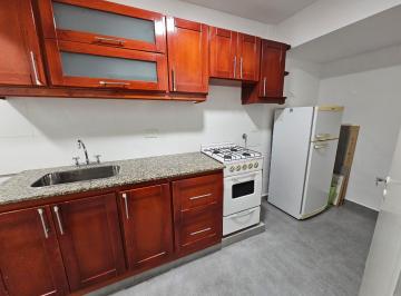 Departamento · 42m² · 2 Ambientes · Alquiler Departamento 2 Ambientes/cocina Amplia/lavadero/ubicación