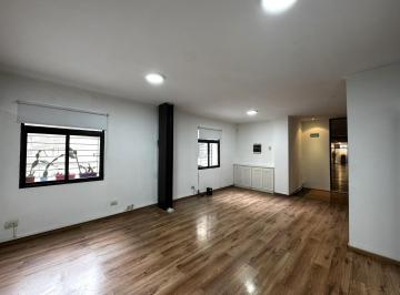 Oficina comercial · 105m² · 4 Ambientes · Oficina, 2 Privados, 2 Espacios de Trabajo, Venta, Microcentro