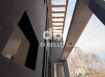 Casa · 46m² · 2 Ambientes · Duplex Moderno en El Centro de Zarate