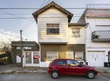 Frente · Casa en Bernal