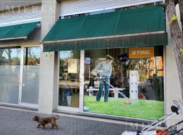 Local comercial · 98m² · 2 Cocheras · Local en Venta en Sucre 2181, San Isidro
