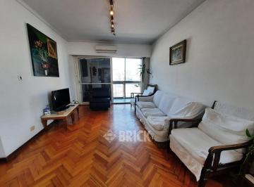 Departamento · 85m² · 4 Ambientes · 1 Cochera · Piso C/dep en Bulnes y Av Santa Fe - 97 m² Cochera Baulera Frente V/abierta T/sol Gran Living