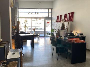 Local comercial de 4 ambientes, Mar del Plata · Local Comercial 130 m² C/vivienda 2 Amb. + Dep.