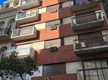Departamento · 25m² · Monoambiente en Alquiler - Esmeralda Al 800 - Centro.