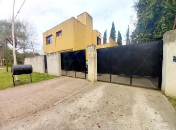 Casa · 90m² · 3 Ambientes · 2 Cocheras · Casa en Venta Tortuguitas, Jose Clemente Paz, Gba Norte