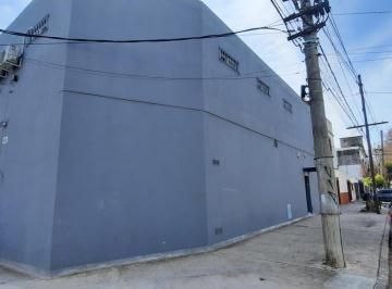 Bodega-Galpón · 377m² · 10 Ambientes · Nave Industrial en Villa Ynch