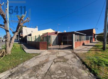 Casa · 124m² · 4 Ambientes · 1 Cochera · Venta Casa 4 Amb con Cochera en Barrio Alberdi, José C Paz