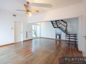 Casa · 405m² · 5 Ambientes · 1 Cochera · Casa en Venta de 4 Dorm. con Pileta y Cochera - Barrio Catedral, San Fco.