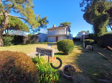 Casa · 237m² · 3 Ambientes · 1 Cochera · Venta 2 Casas 3 Amb Oportunidad Villa Gesell