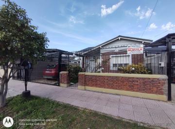 Casa de 5 ambientes, Quilmes · Alquiler de Amplia Vivienda con Pileta. Apta Uso Comercial
