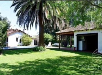 Casa · 120m² · 3 Ambientes · 3 Cocheras · Excelente Propiedad en Country Banco Provincia