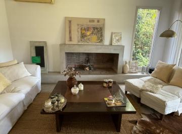 Casa de 6 ambientes, Escobar · Muy Linda Casa en Alquiler Amoblada Al Parque Central