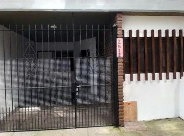 Casa de 3 ambientes, San Bernardo · ¡Excelente Duplex, 3 Amb en 2 Plantas, con Coch/balcon y Patio con Parrilla!
