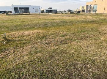 Terreno · 607m² · Lote Interno de 607 m² en Segunda Etapa de Barrio Santa Clara Al Sur, San Vicente.