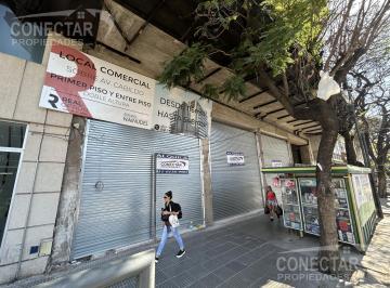 Local comercial · 114m² · Av Cabildo y Congreso - Apto Gastro/ 4.8 m de Frente X 18 m de Fondo / Doble Altura