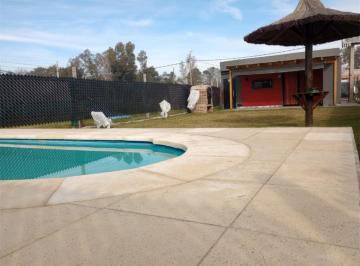Casa · 65m² · 2 Ambientes · Barrio Petion Chico - Casa 2 Ambientes con Pileta, Parrilla, Horno de Barro