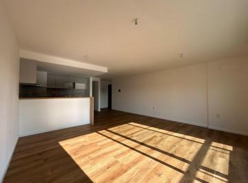 Departamento · 64m² · 3 Ambientes · Vendo 2 Dorm. con Patio Tres Cruces