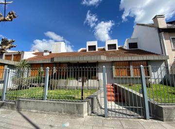FRENTE · Exc. Ubic Chalet de Categoría 5 Dor Pil. Nat. Fin/directa. Tomo <valor, 344 m². Cub - Haedo Nte.