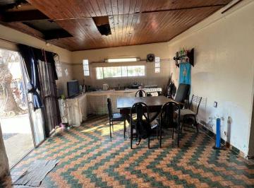 Casa · 100m² · 3 Ambientes · 1 Cochera · Casa en Venta City Bell a Refaccionar