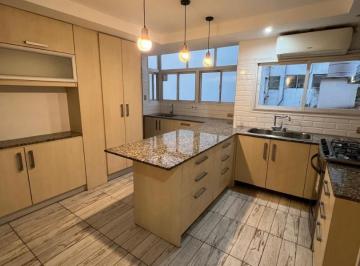 Departamento · 95m² · 5 Ambientes · 2 Cocheras · Semipiso 95 m. 3 Amb Reciclado + 2 Cocheras