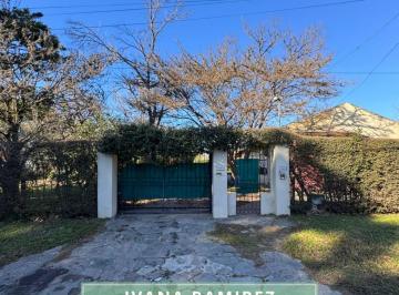 Casa · 2600m² · 4 Ambientes · En Venta Casa Quinta con Pileta - Gral. Rodriguez