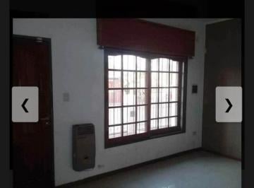 Casa de 3 ambientes, Córdoba · Barrio Los Naranjos Exc Casa 3 Dorm. 2 Plantas Apta Credito
