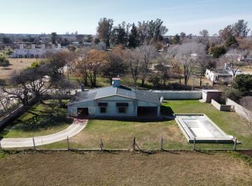 Casa · 185m² · 3 Dormitorios · 2 Cocheras · Casa en Venta en Anisacate | 3 Dorm., Pileta, Cochera y Gran Terreno