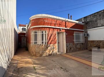 Casa · 100m² · 5 Ambientes · 1 Cochera · Venta de Casa 2 Dorm en Vgg