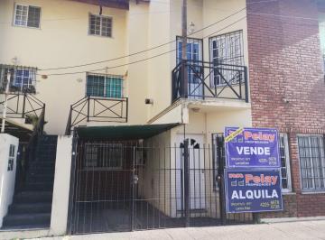 PH de 2 ambientes, Lanús · En Venta Dpto Tipo Casa 2 Amb con Patio y Cochera en Lanus