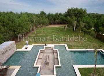 Casa 420m² Venta La Herradura · Casa en Alquiler Pinamar Barrio La Herradura con Piscina Climatizada - Cap 10 Pers - 997