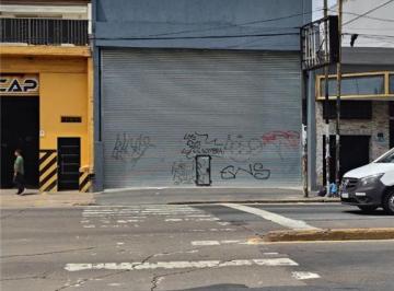 Local comercial · 256m² · Locales - a La Calle - Lanús - Oeste, Gran Bs. As. Sur