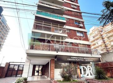Departamento · 87m² · 5 Ambientes · 1 Cochera · Departamento en Venta en Olivos, Vicente López, G. B. a. Zona Norte