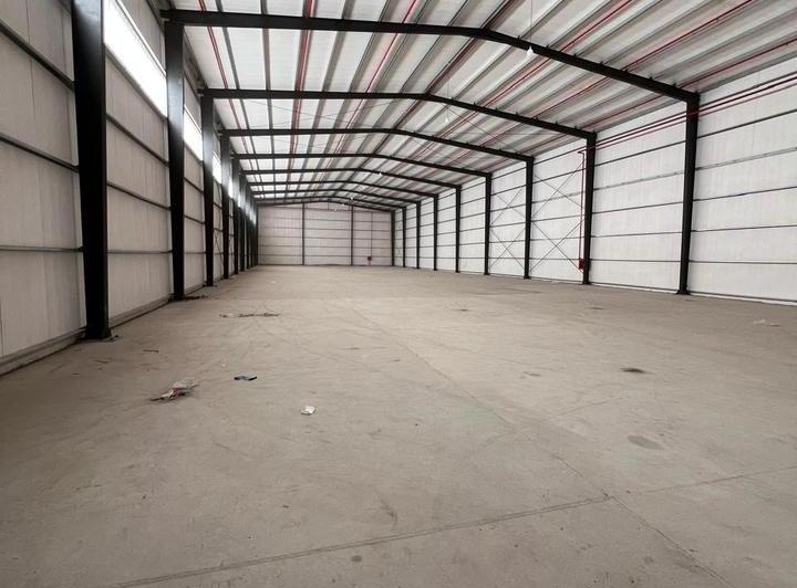 Bodega-Galpón · 1500m² · 2 Ambientes · 2 Cocheras