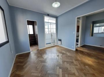 Departamento · 50m² · 2 Ambientes · Tucuman Al 900 - Escritorio T/a Nuevo Balcon Todo Sol Amplio Living